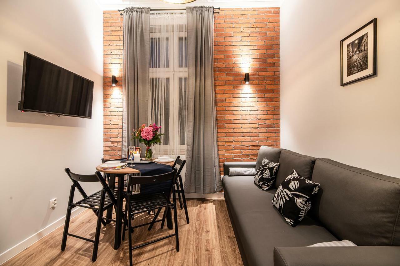 Lubomirskiego 23 - Great Location, 10 Min To Main Square By Foot, Right Next To Main Rail And Bus Station * Krakau