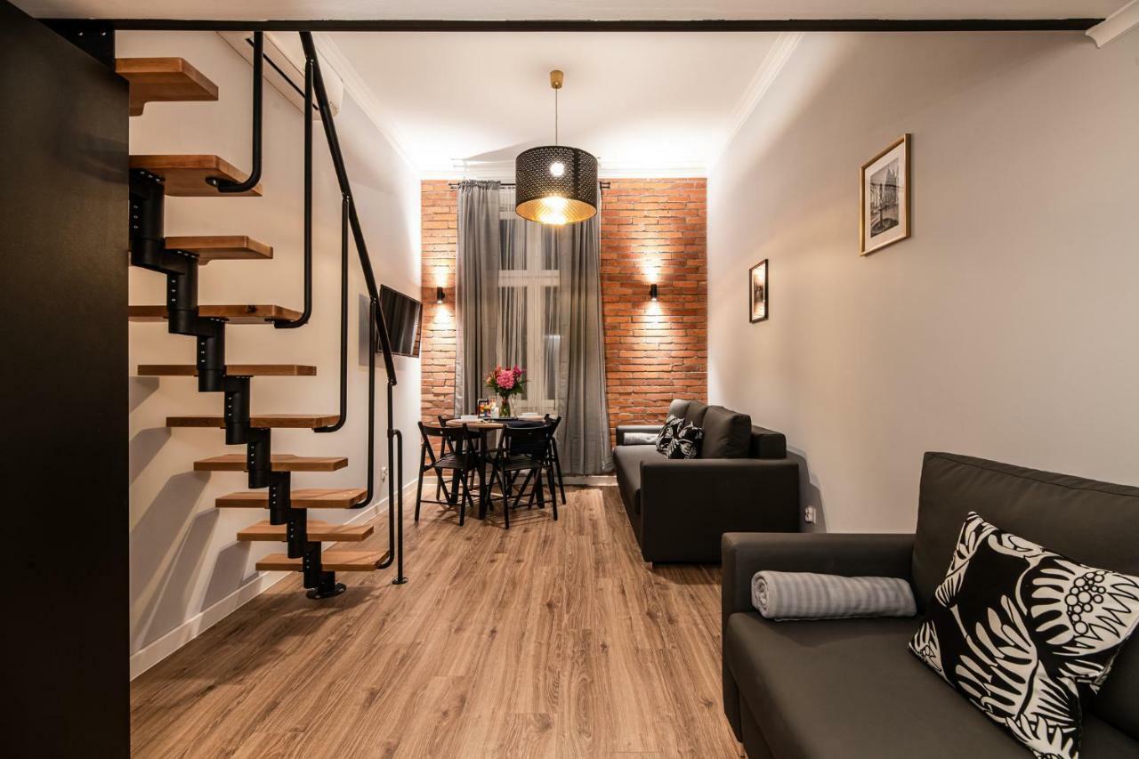Lubomirskiego 23 - Great Location, 10 Min To Main Square By Foot, Right Next To Main Rail And Bus Station Aparthotel Krakau