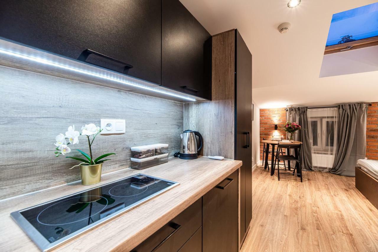 Lubomirskiego 23 - Great Location, 10 Min To Main Square By Foot, Right Next To Main Rail And Bus Station Aparthotel *