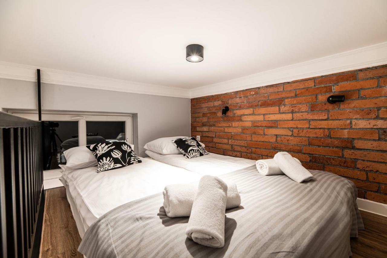 Lubomirskiego 23 - Great Location, 10 Min To Main Square By Foot, Right Next To Main Rail And Bus Station * Krakau
