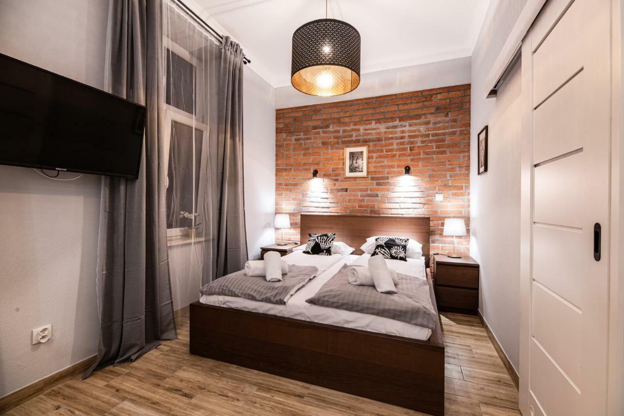 Lubomirskiego 23 - Great Location, 10 Min To Main Square By Foot, Right Next To Main Rail And Bus Station