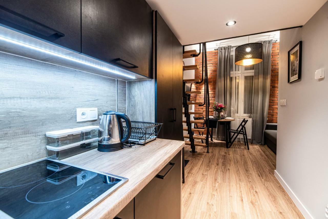 Lubomirskiego 23 - Great Location, 10 Min To Main Square By Foot, Right Next To Main Rail And Bus Station *