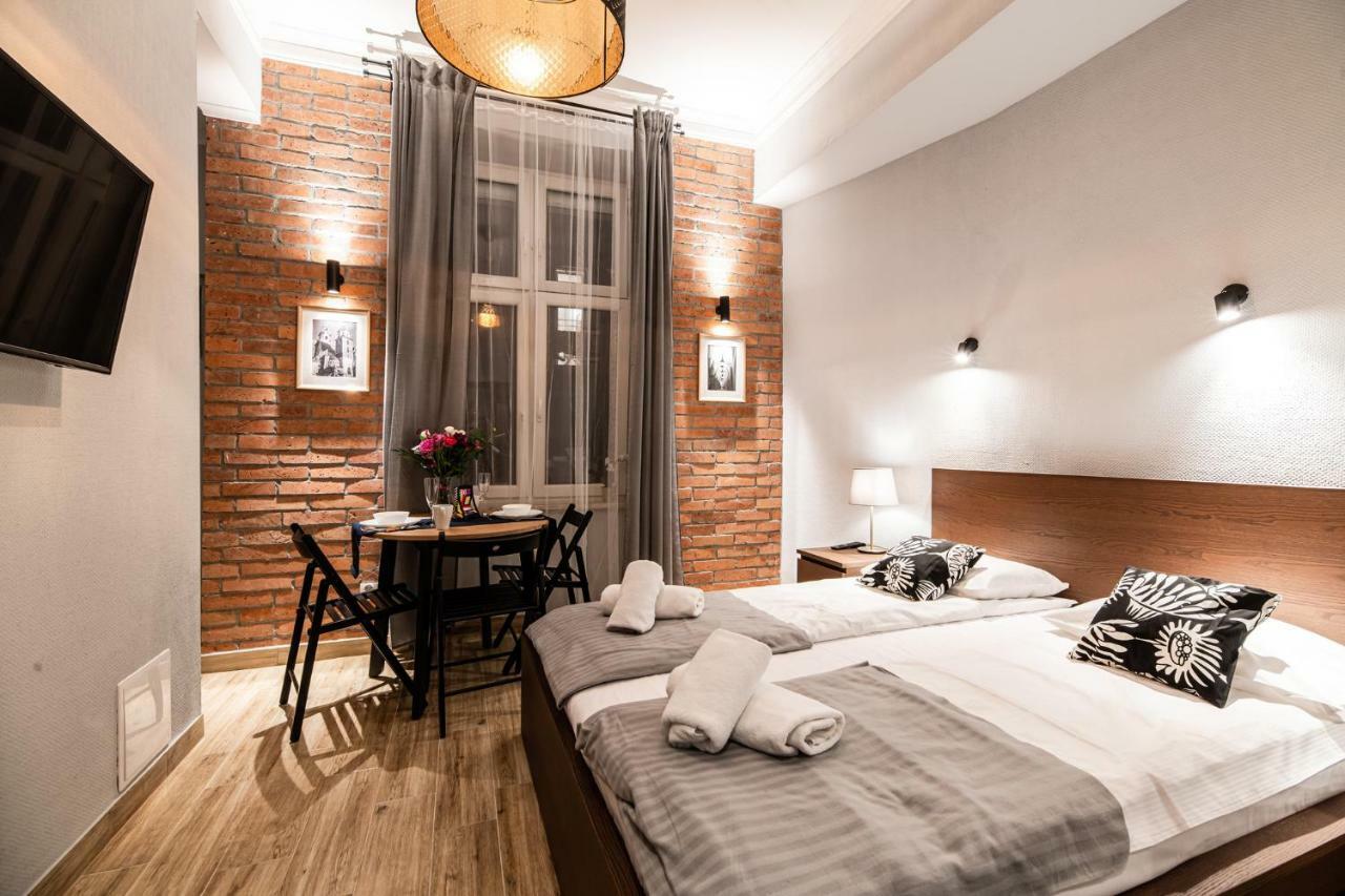 Lubomirskiego 23 - Great Location, 10 Min To Main Square By Foot, Right Next To Main Rail And Bus Station * Краків